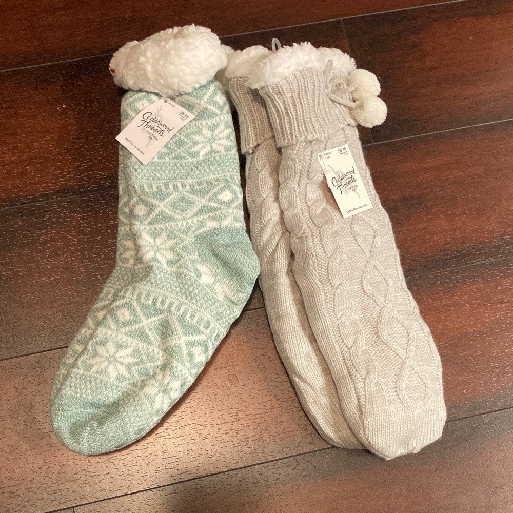 Cozy Holiday Slipper Socks - Mint Green & Light Gray